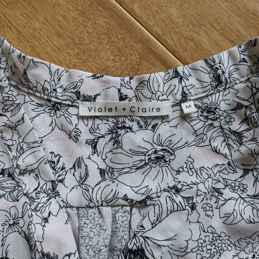 Violet + Claire blouse - Picture 3 of 3
